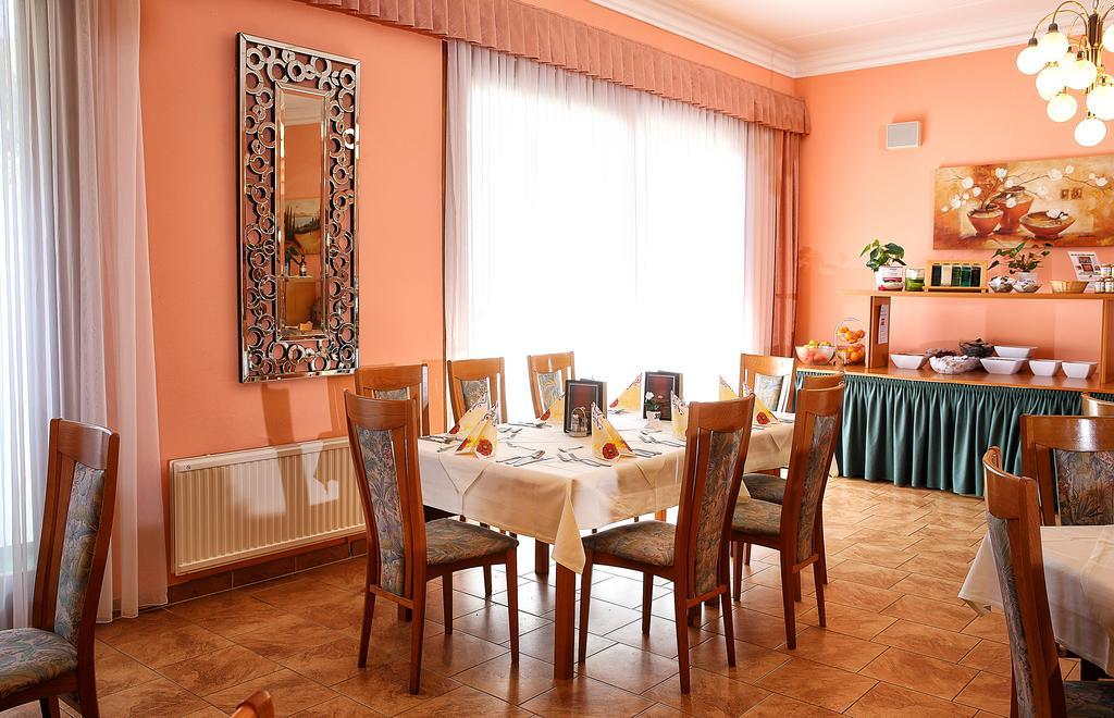 Strandhotel Orchidee Sankt Kanzian am Klopeiner See Dış mekan fotoğraf